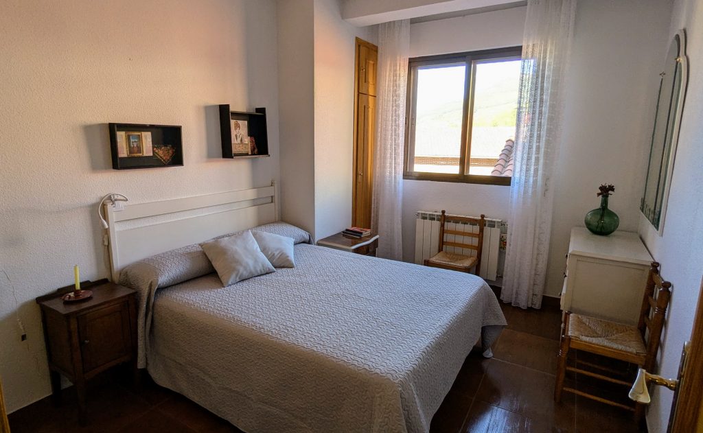 Imagen de habitación 1 con 2 camas